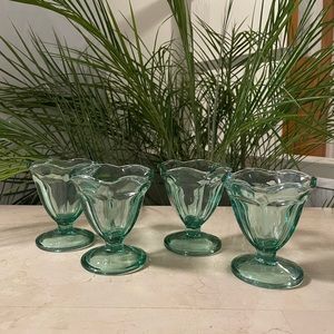 Green Flower-Like Sundae Glasses